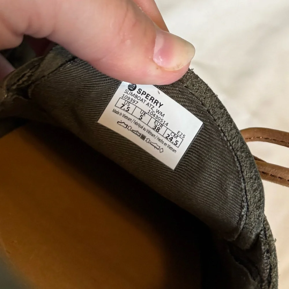 NWOT Sperry x Aritzia Slim Boat Shoe - Picture 5 of 8